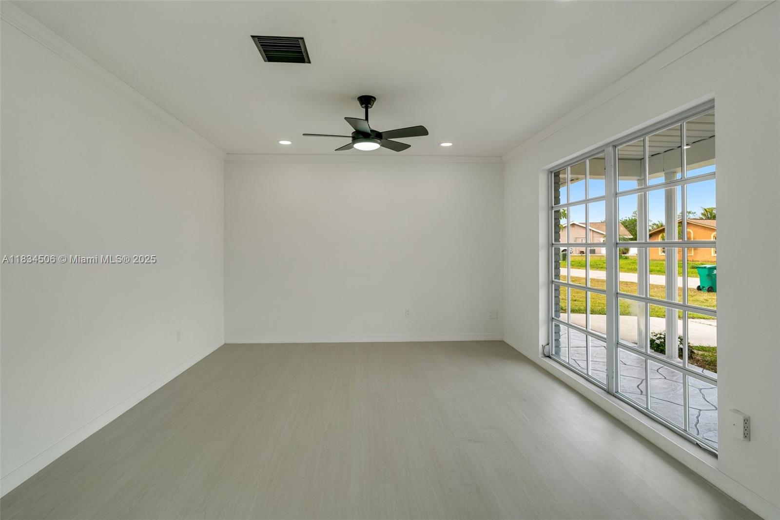 Property photo # 8