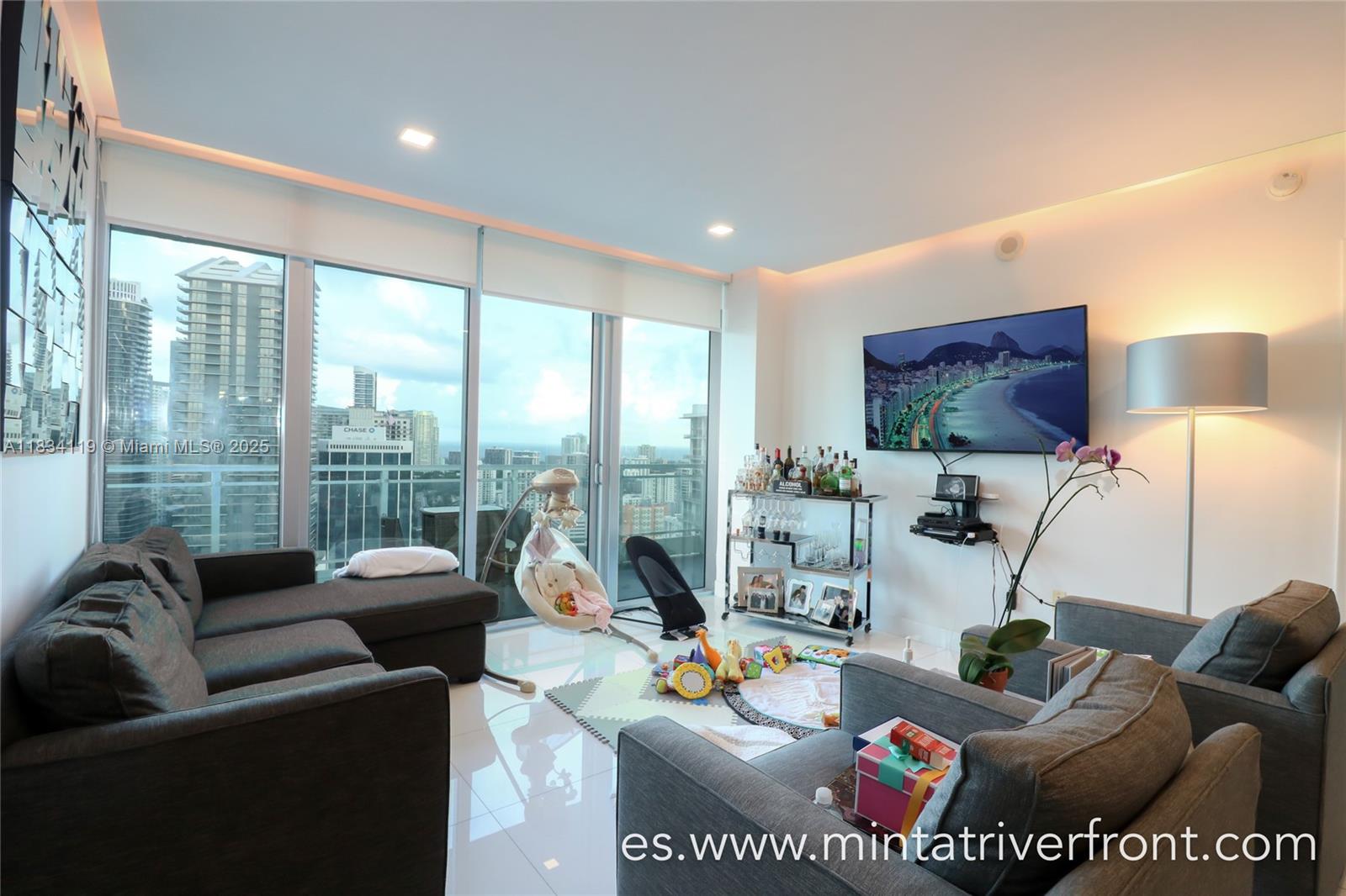 Property photo # 2