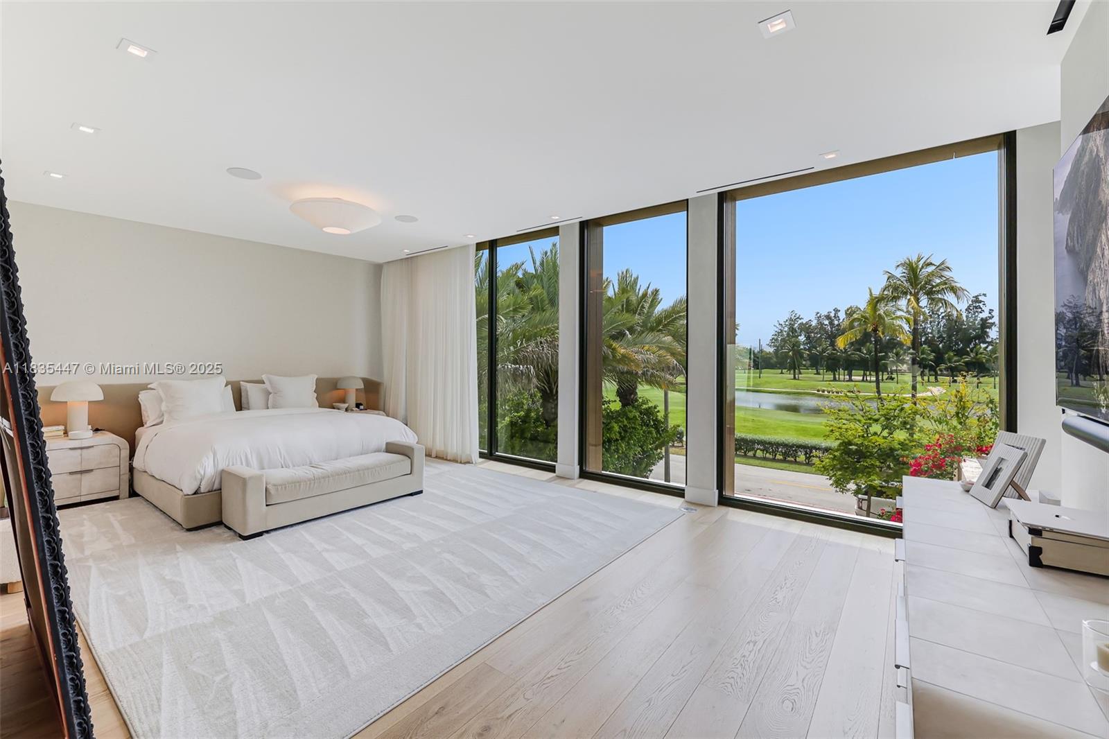 2355 Meridian Ave, Miami Beach, Florida image 11