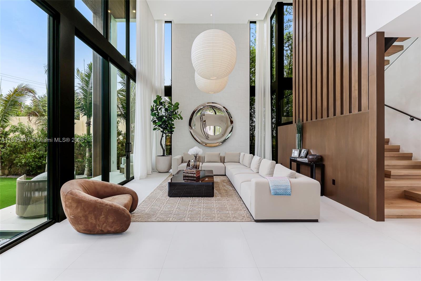 2355 Meridian Ave, Miami Beach, Florida image 2