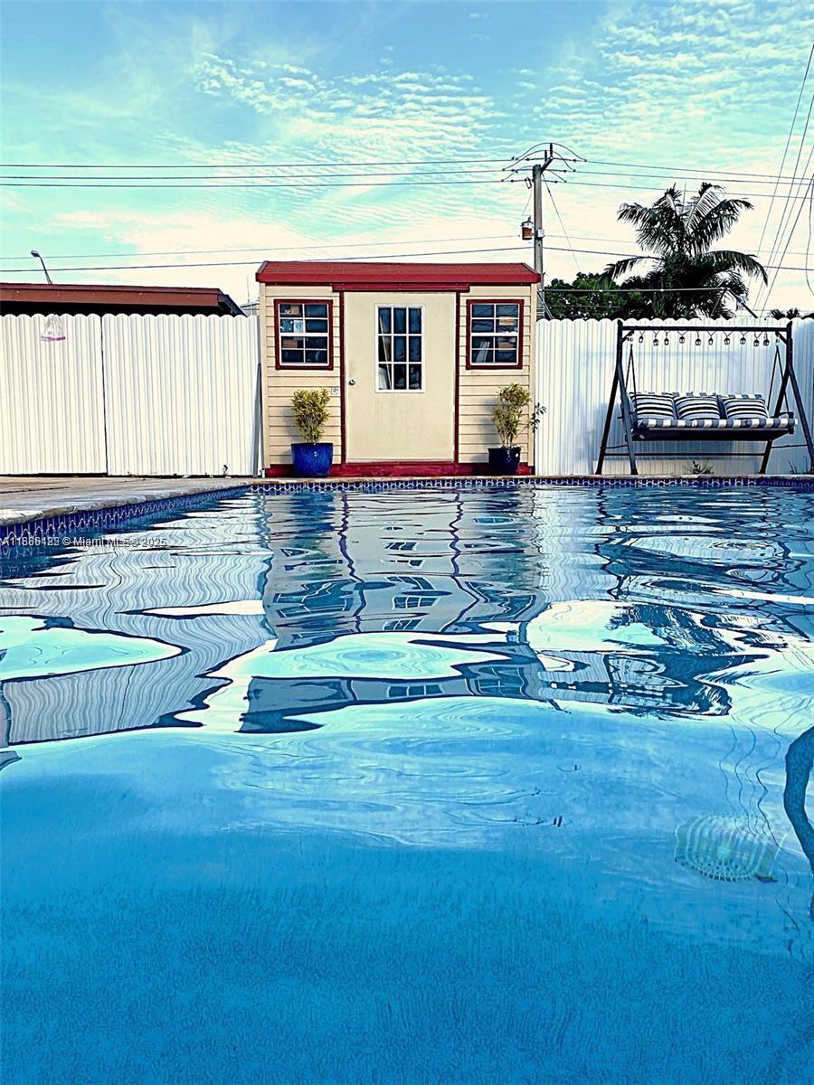 1214 W 80th St, Hialeah, Florida image 14