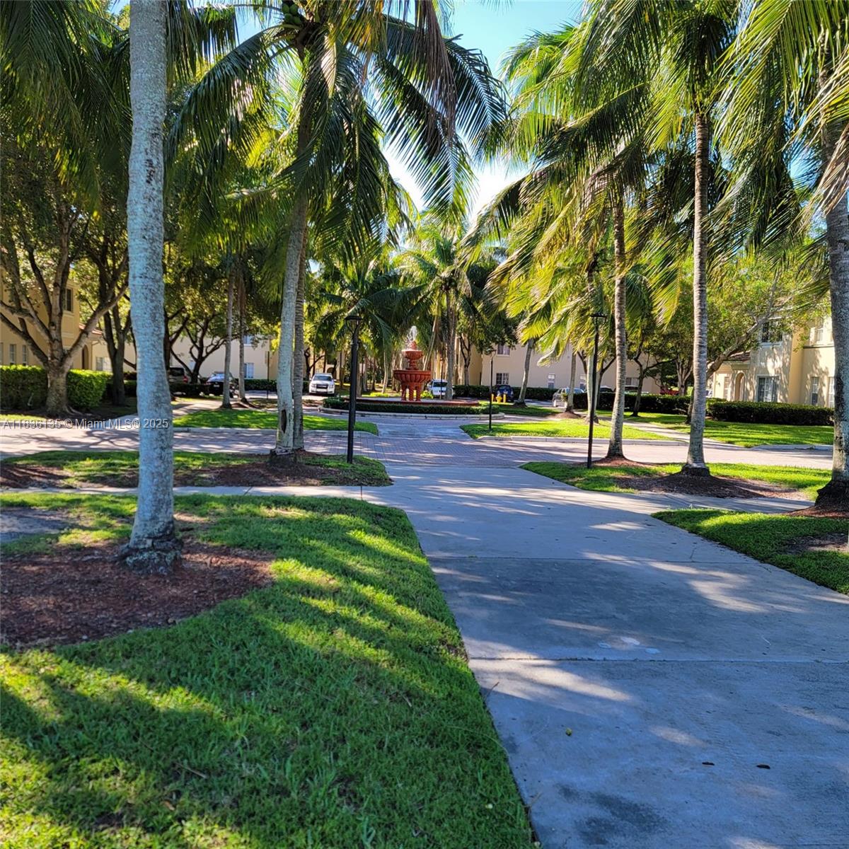 2463 Centergate Dr #103, Miramar, Florida image 5