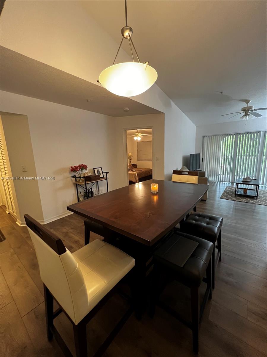2548 Centergate Dr #301, Miramar, Florida image 5