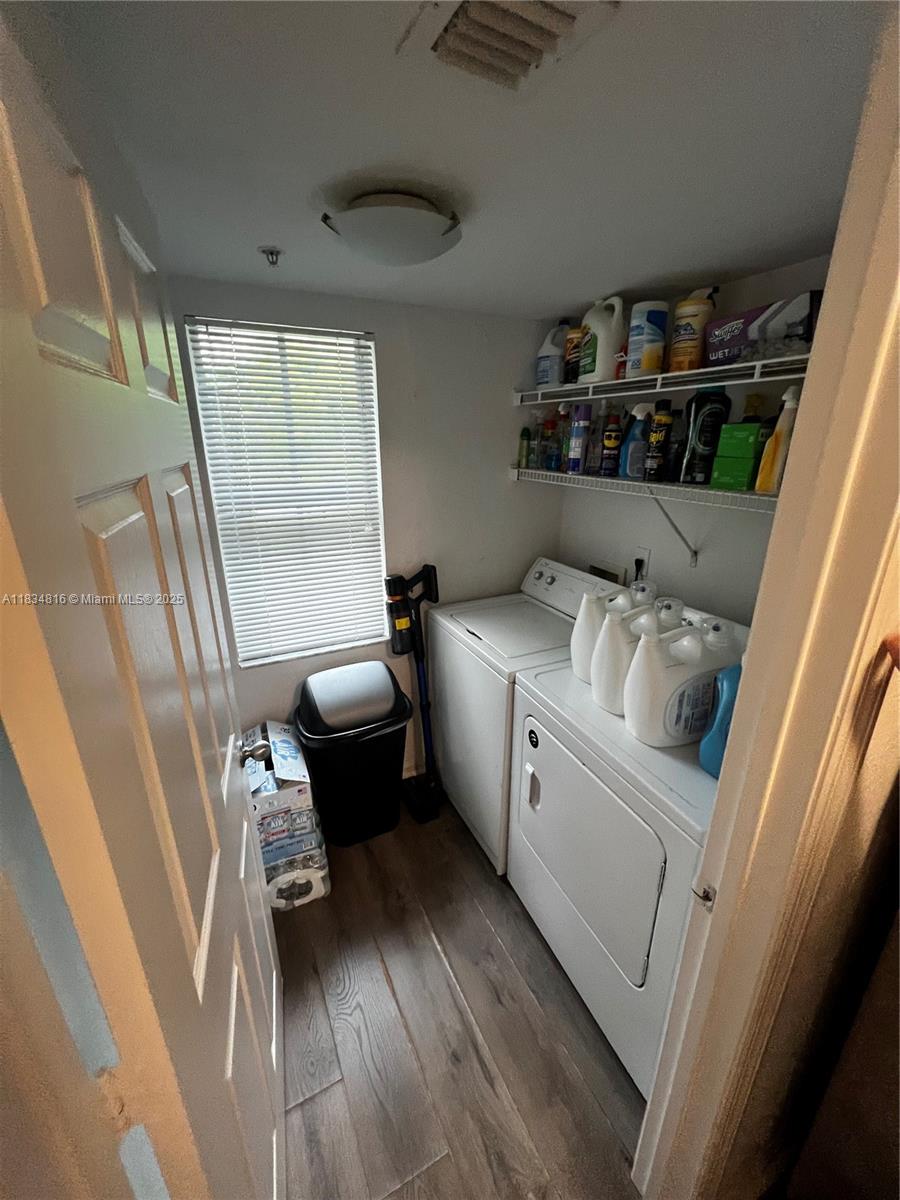 2548 Centergate Dr #301, Miramar, Florida image 8