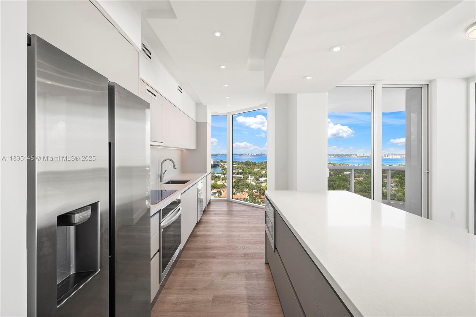 4779 Collins Ave #2407, Miami Beach, Florida image 7