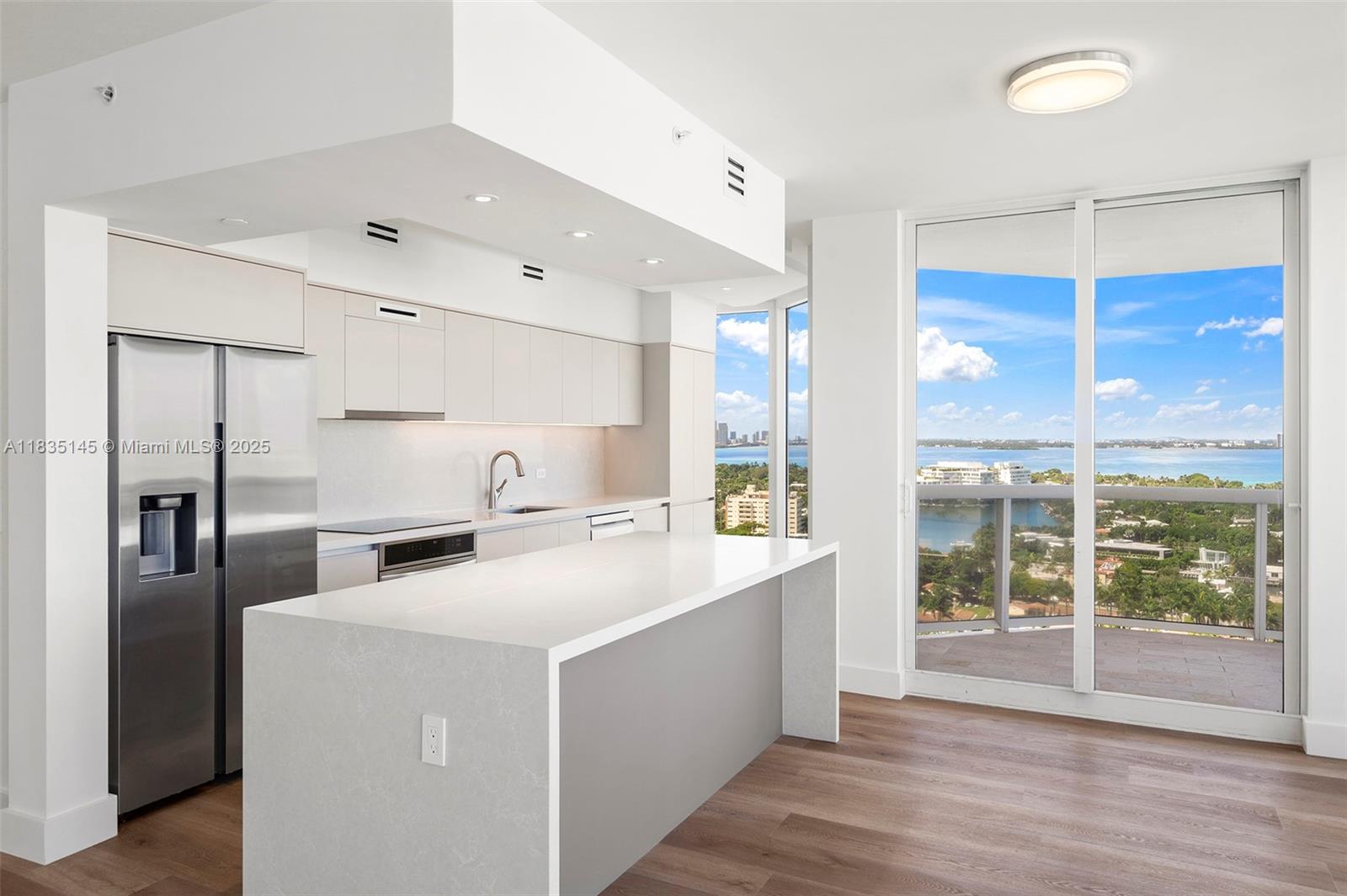 4779 Collins Ave #2407, Miami Beach, Florida image 8
