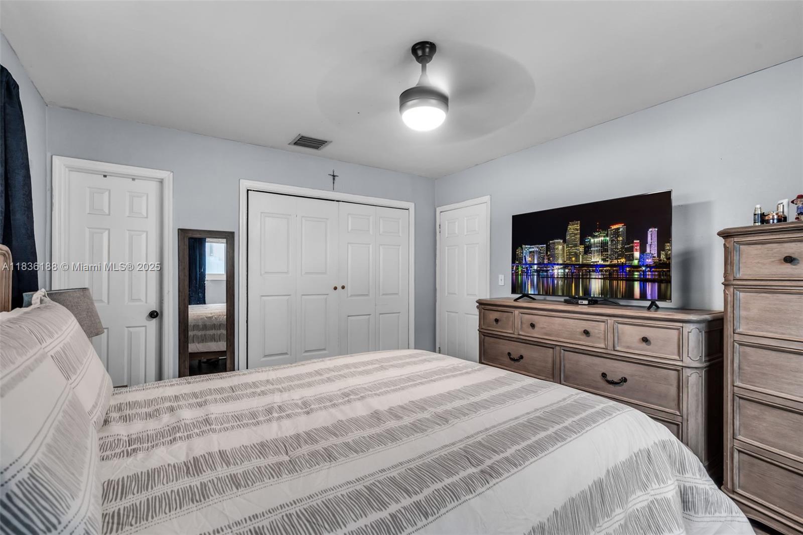 7642 Venetian St, Miramar, Florida image 11