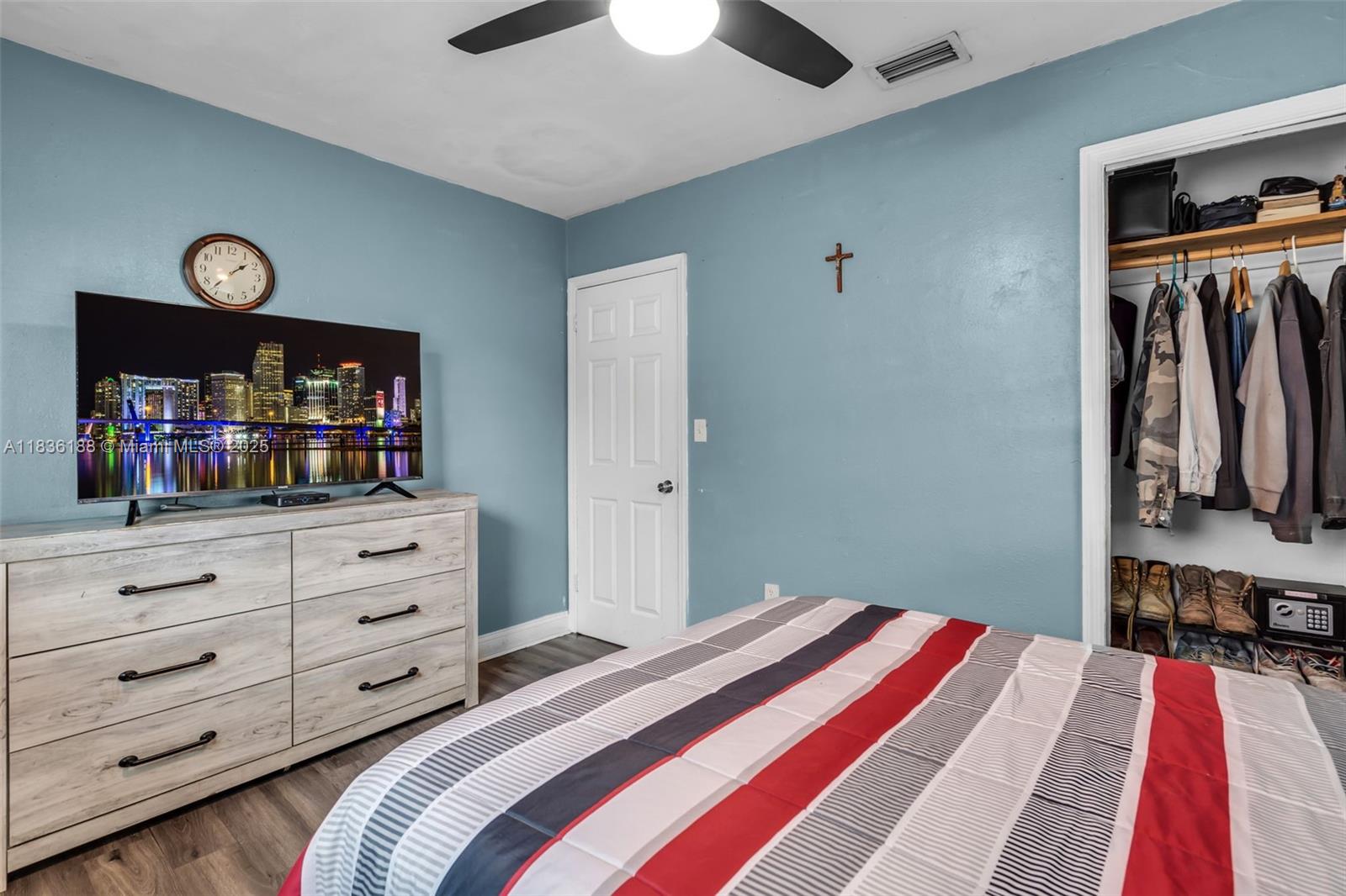 7642 Venetian St, Miramar, Florida image 19