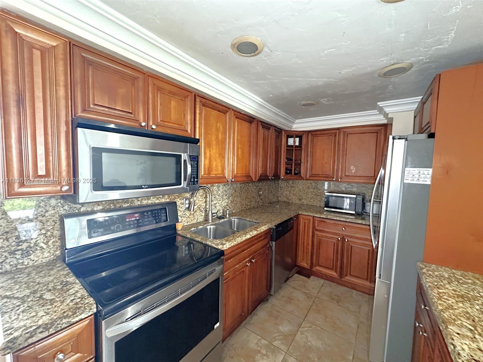 6707 Brookline Dr #6707, Hialeah, Florida image 2