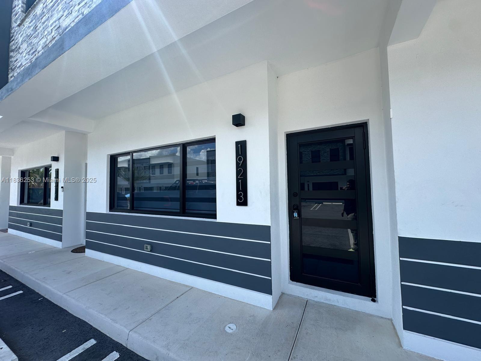 Property photo # 9