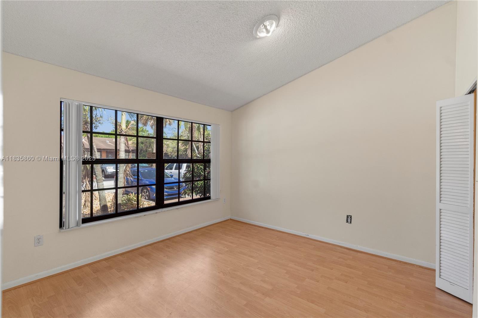 2311 Elm Ct, Pembroke Pines, Florida image 21