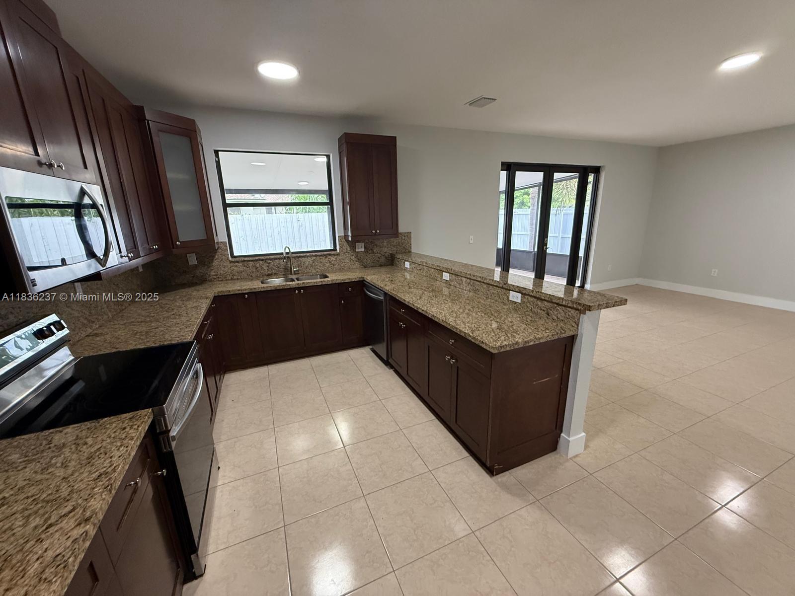 Property photo # 2