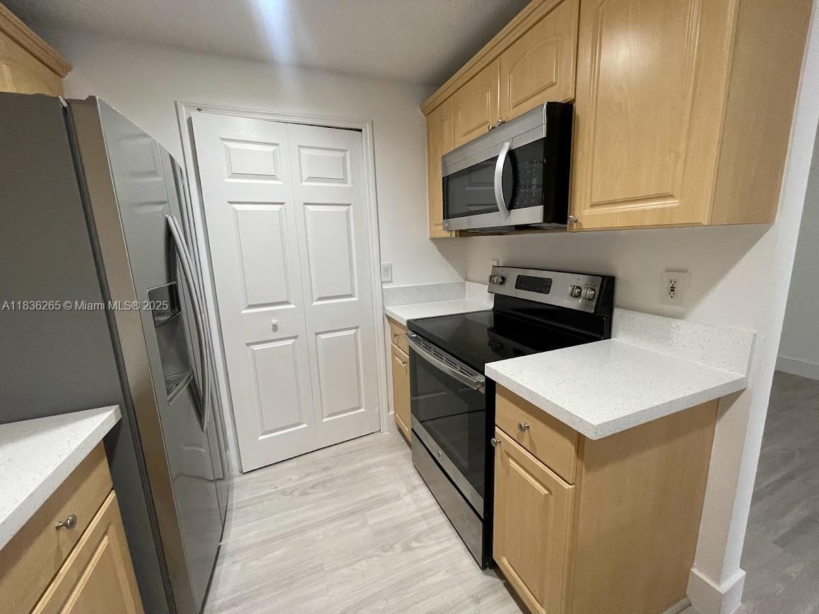 Property photo # 9