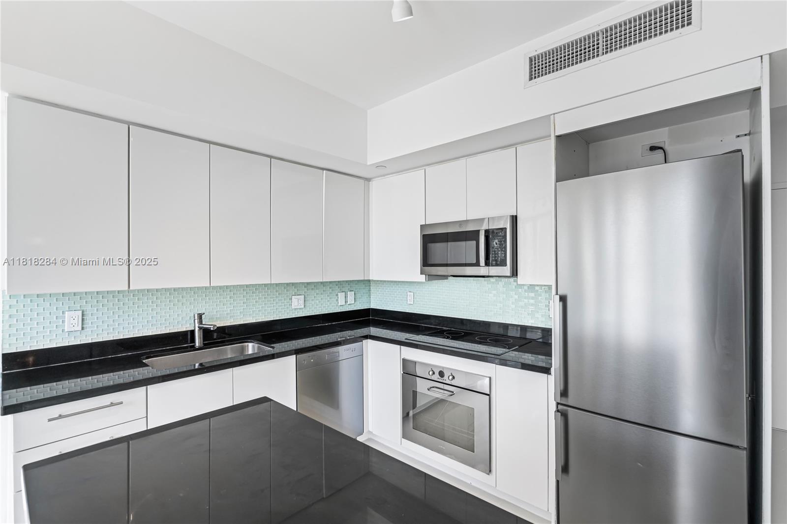 Property photo # 8
