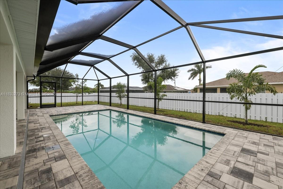 634 Nw 15th Ter, Cape Coral, Florida image 1