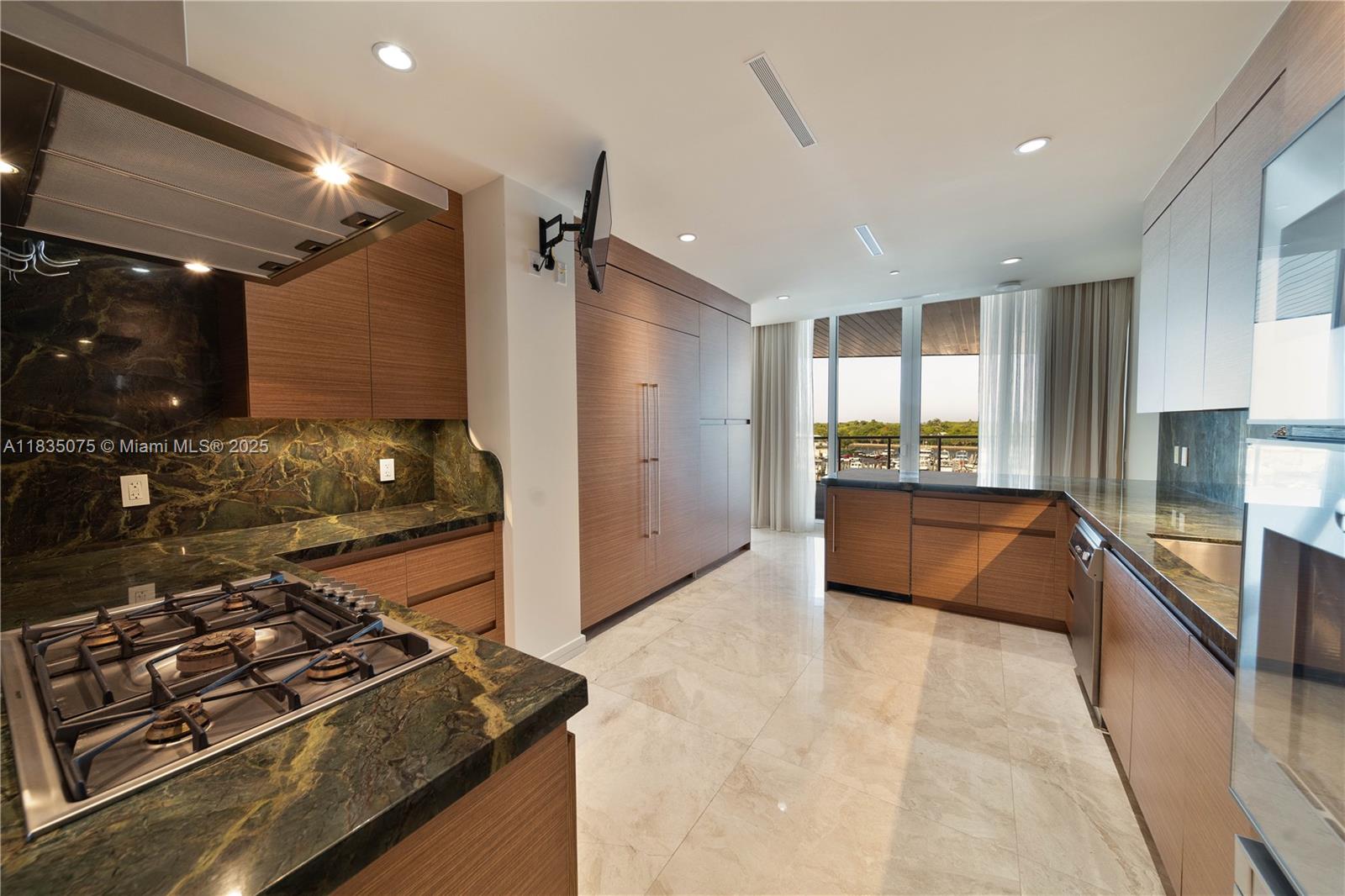 1110 Seminole Dr #502, Fort Lauderdale, Florida image 14