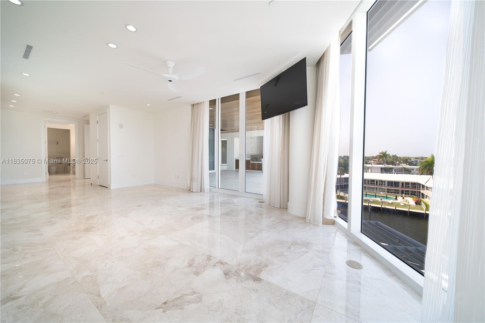 1110 Seminole Dr #502, Fort Lauderdale, Florida image 33