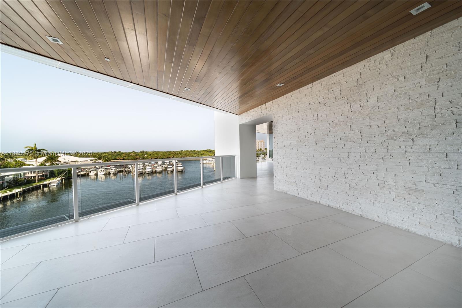 1110 Seminole Dr #502, Fort Lauderdale, Florida image 9