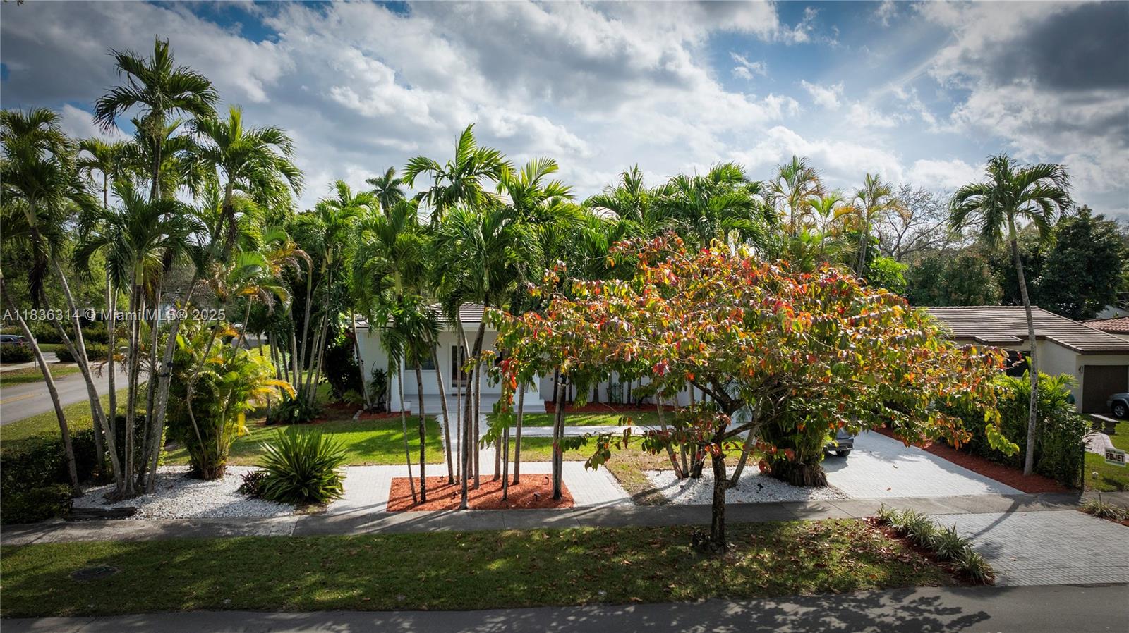 380 Morningside Dr, Miami Springs, Florida image 23