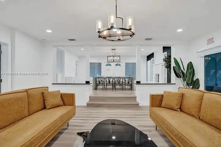 2100 SW 28th Way, Fort Lauderdale, Florida image 12