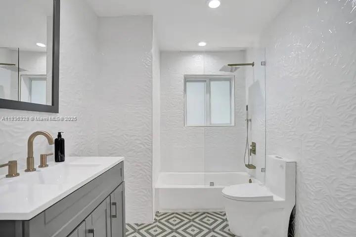 2100 SW 28th Way, Fort Lauderdale, Florida image 23