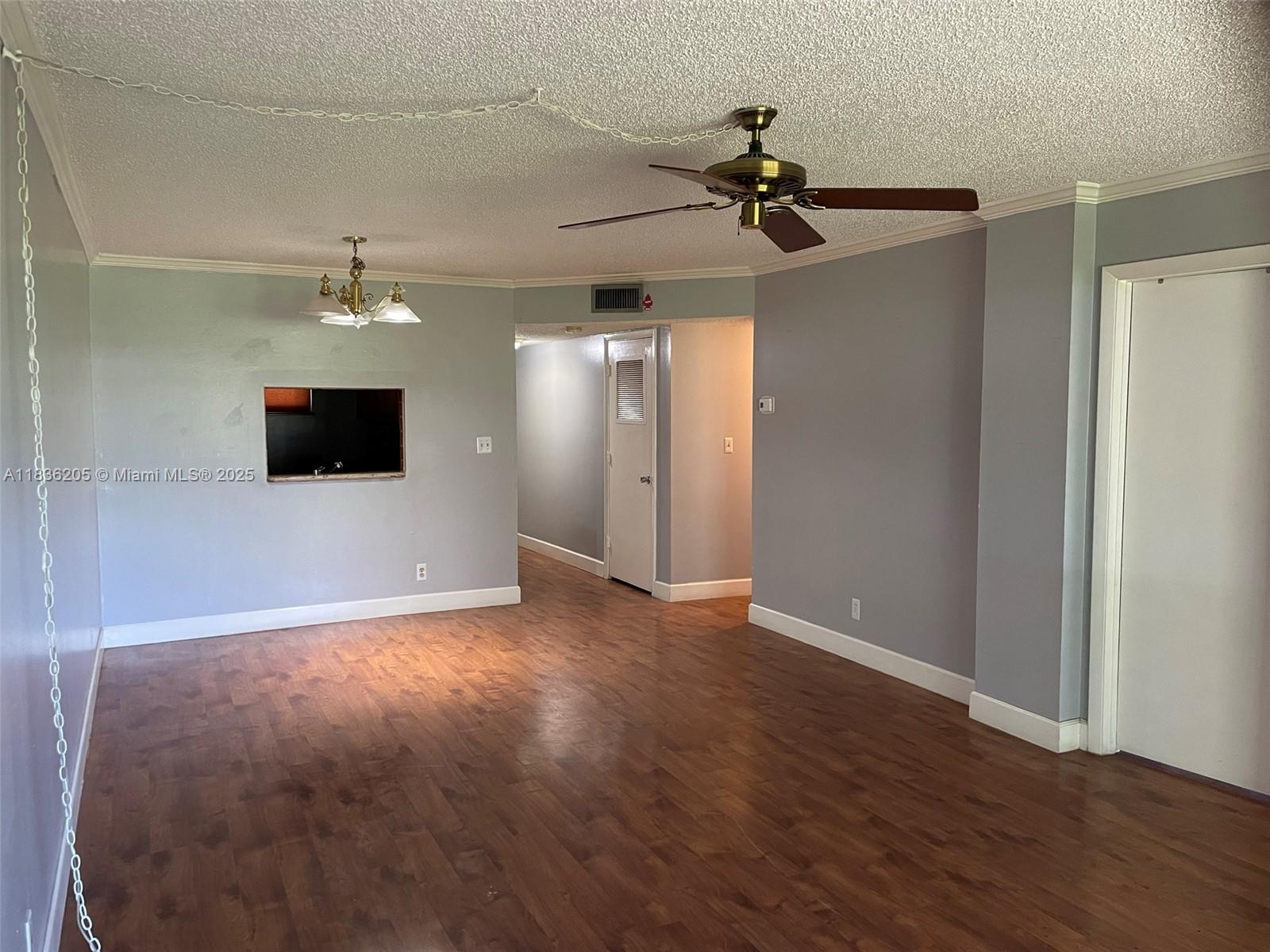 8735 Ramblewood Dr #114, Coral Springs, Florida image 2