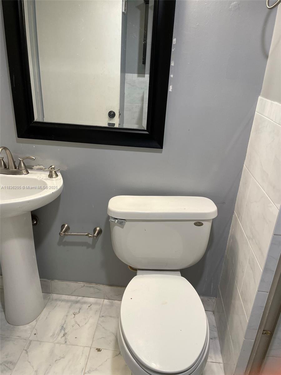 8735 Ramblewood Dr #114, Coral Springs, Florida image 5
