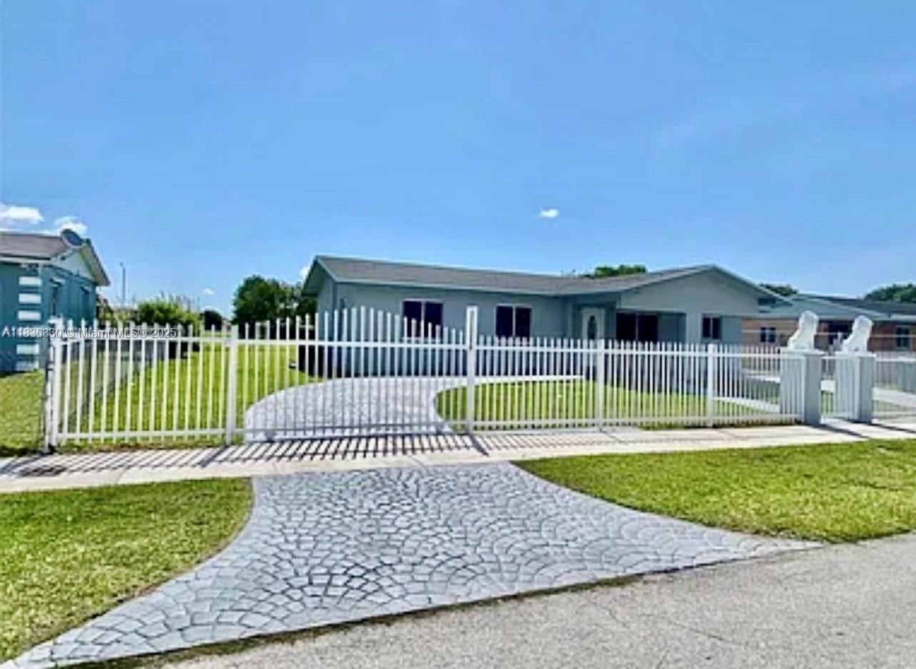 22535 SW 113th Ct, Miami, Florida image 2