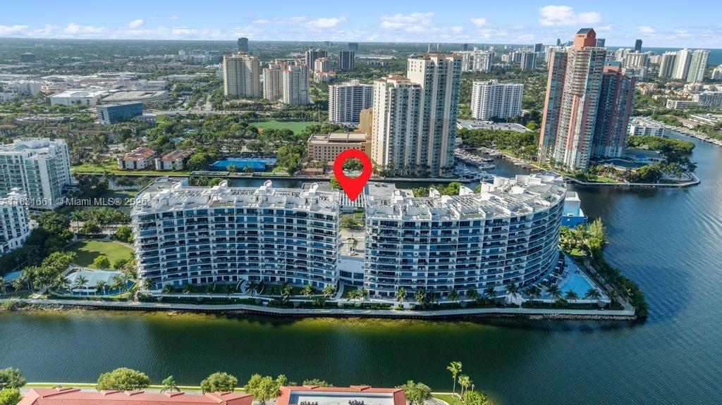 Apartamento en Venta en Aventura, FL