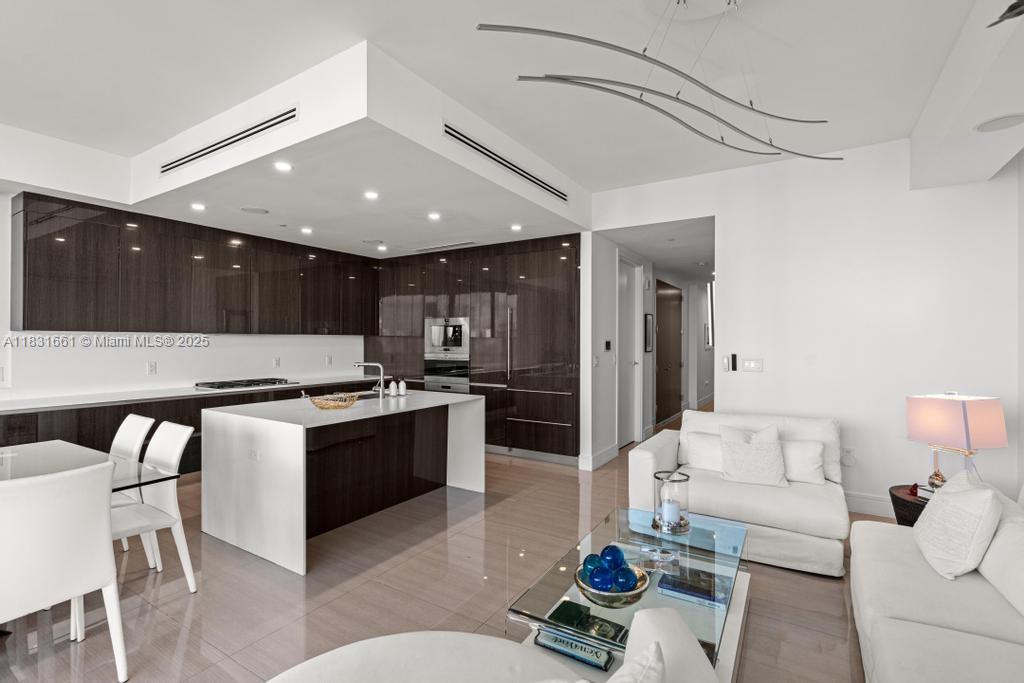 3250 NE 188th St #904, Aventura, Florida image 14