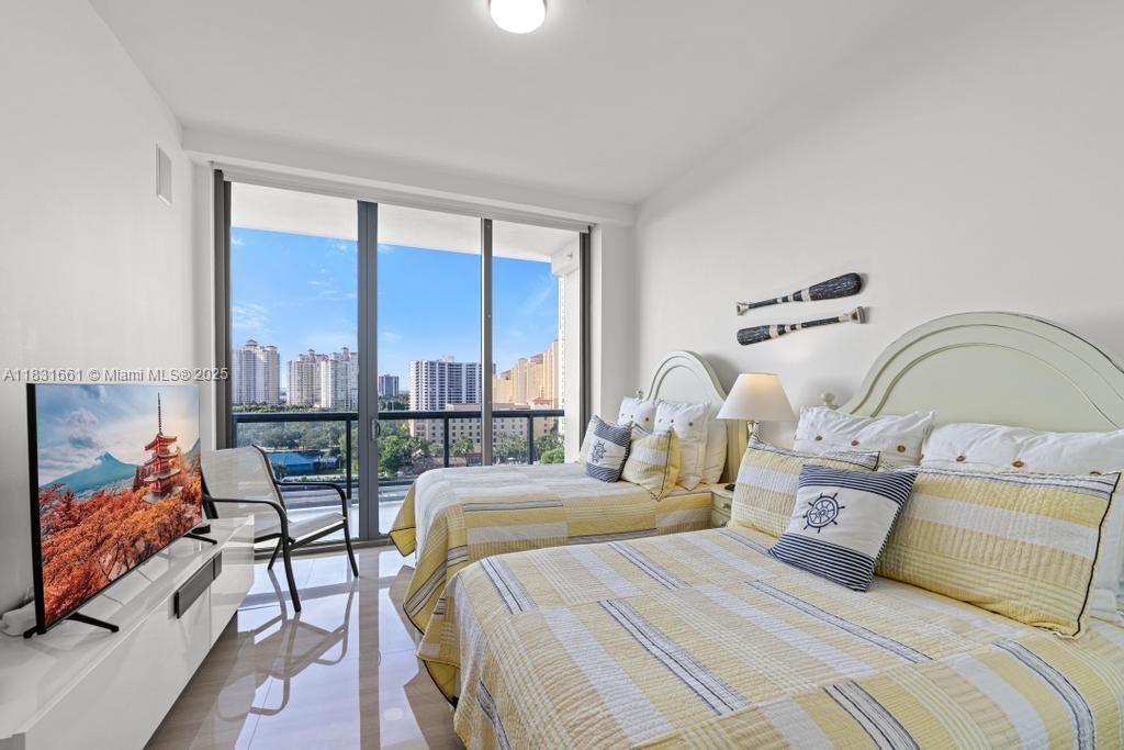 3250 NE 188th St #904, Aventura, Florida image 29