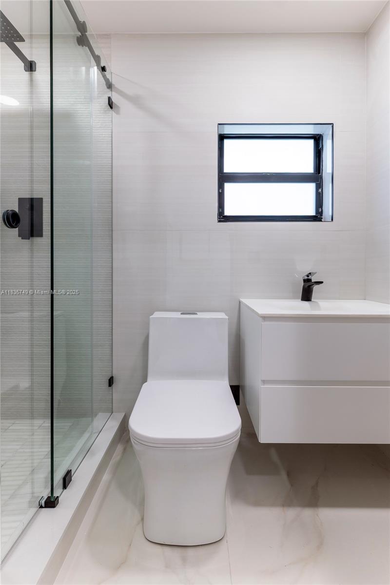 2020 NE 54th St, Fort Lauderdale, Florida image 15