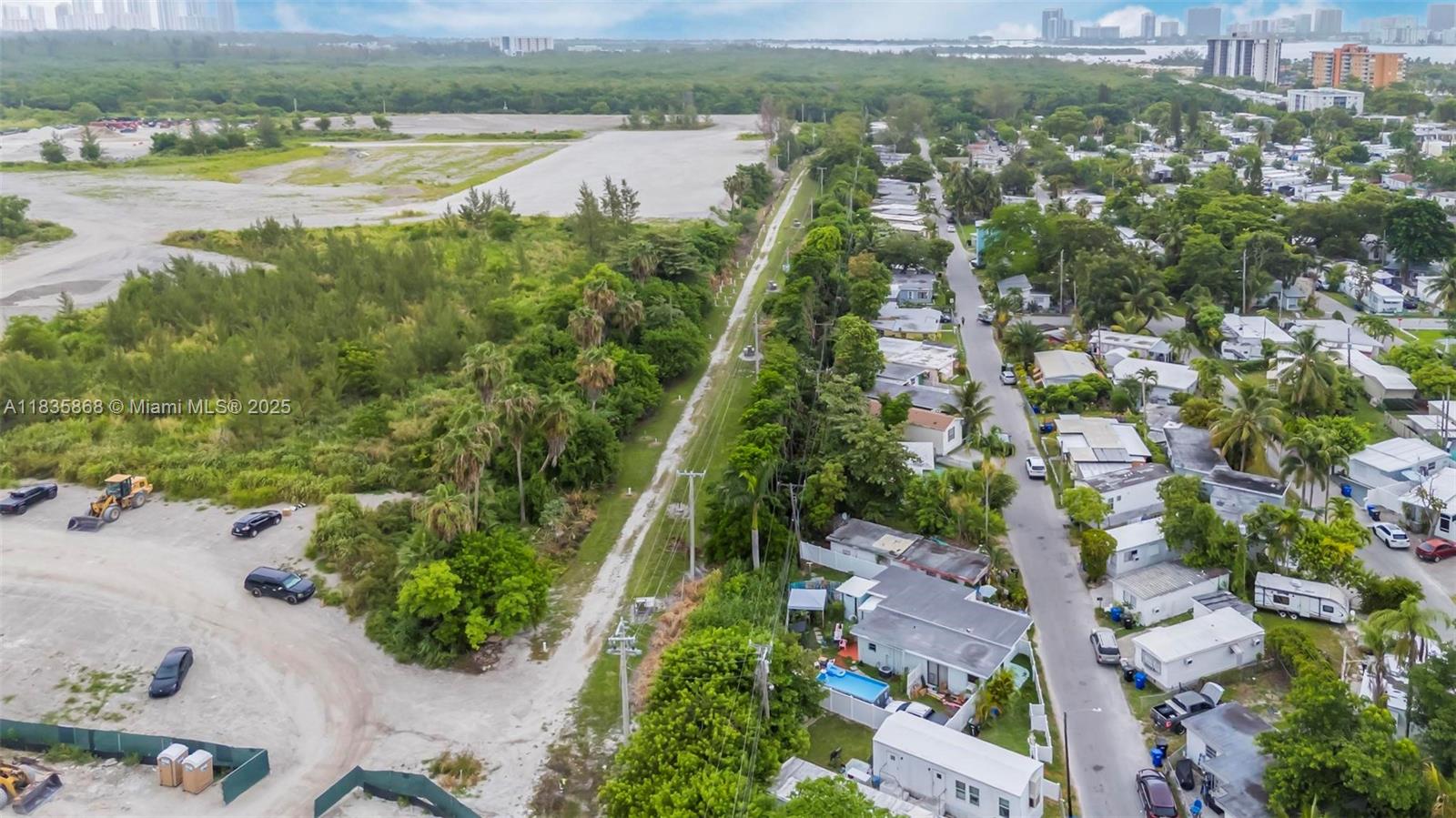 2255 NE 137th St, North Miami Beach, Florida image 13