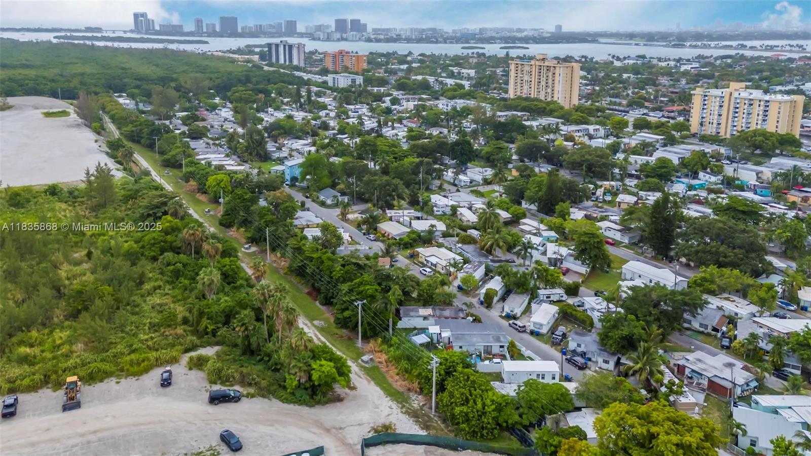 2255 NE 137th St, North Miami Beach, Florida image 14