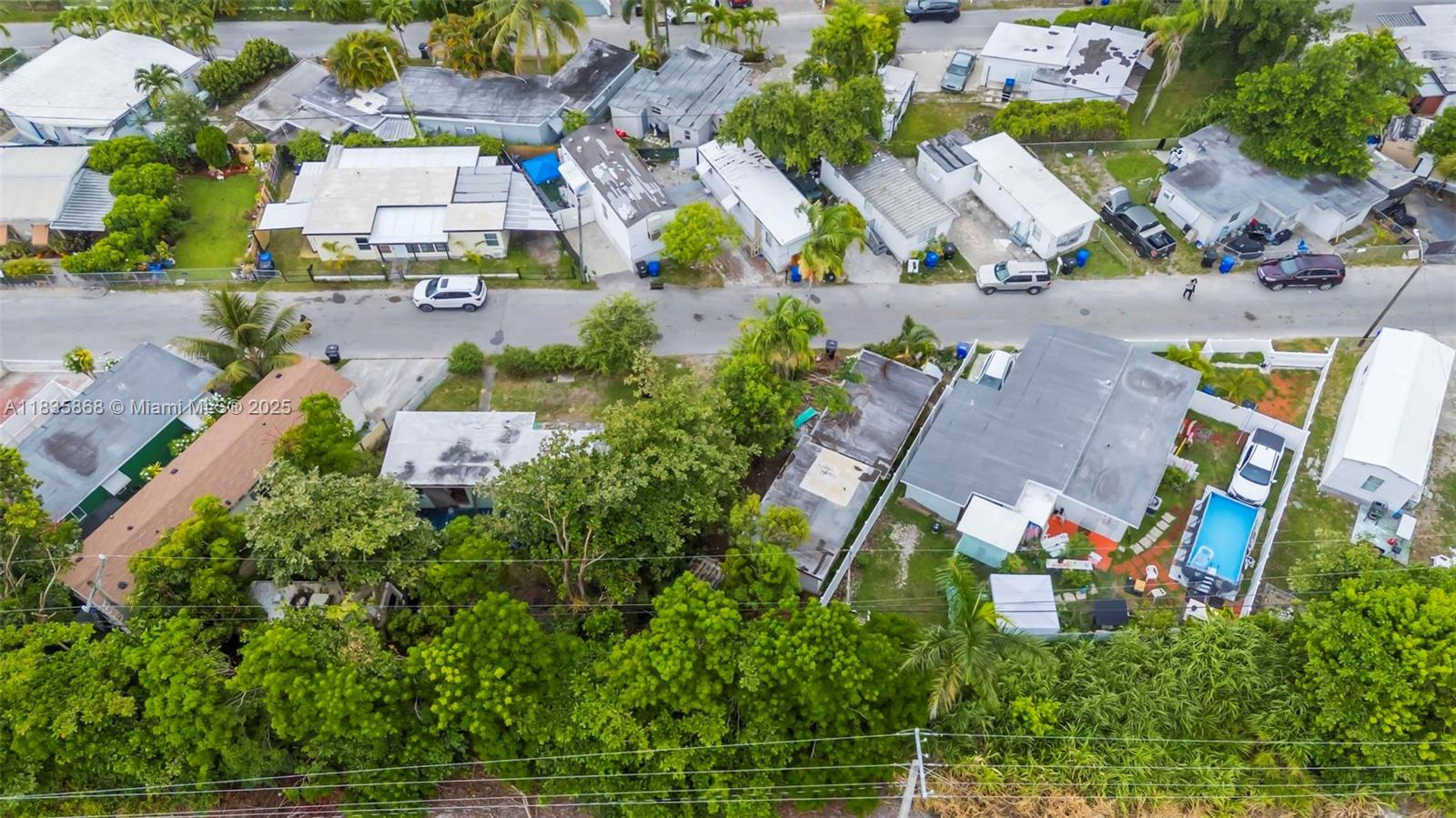 2255 NE 137th St, North Miami Beach, Florida image 18