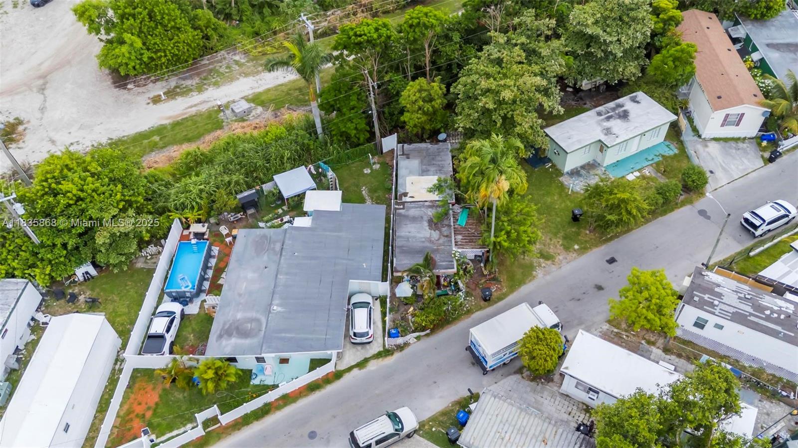 2255 NE 137th St, North Miami Beach, Florida image 5