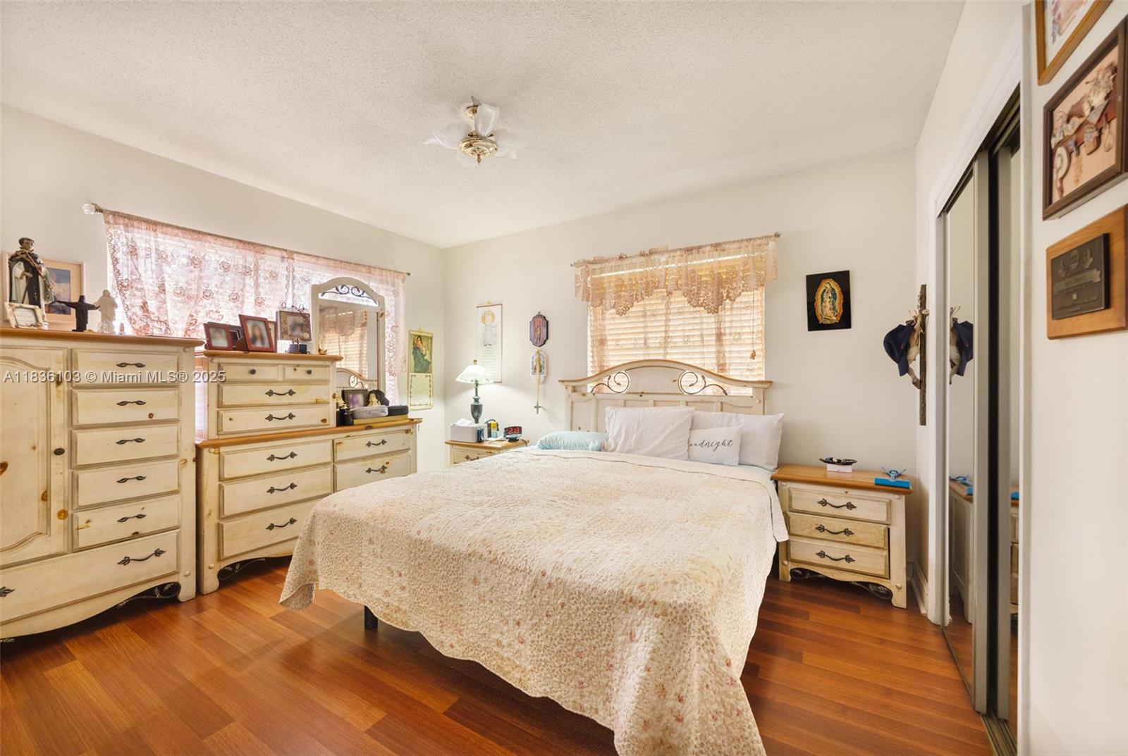 811 SW 25th Rd, Miami, Florida image 17