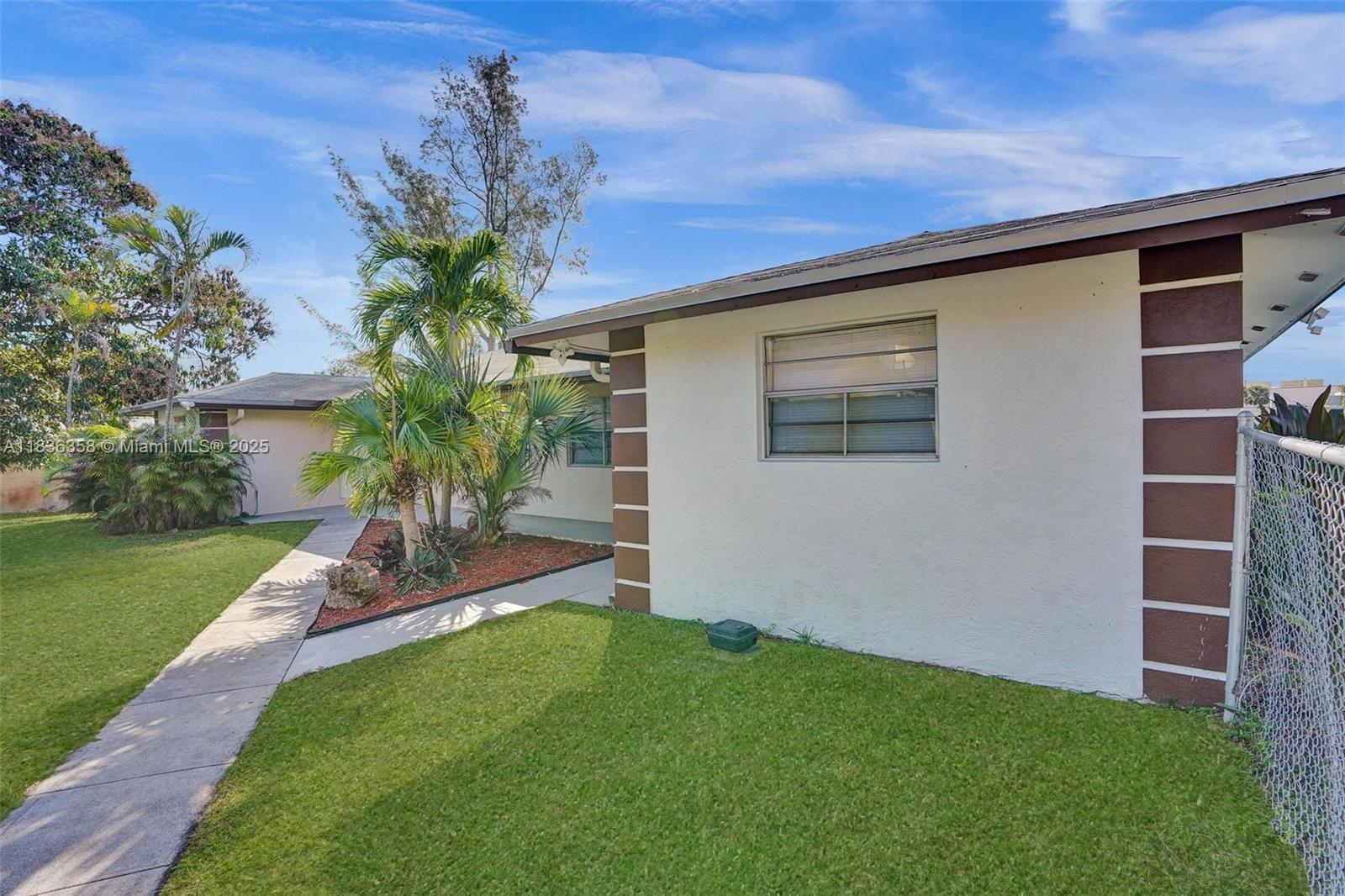 400 NE 2nd St, Boynton Beach, Florida image 28
