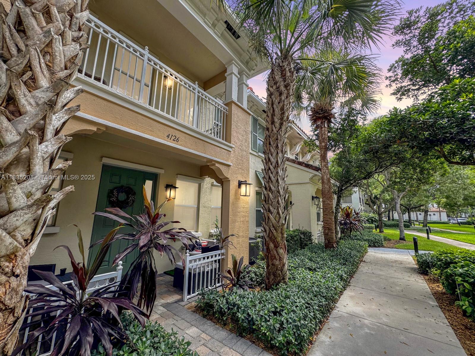 4126 Cascada Cir, Cooper City, Florida image 3