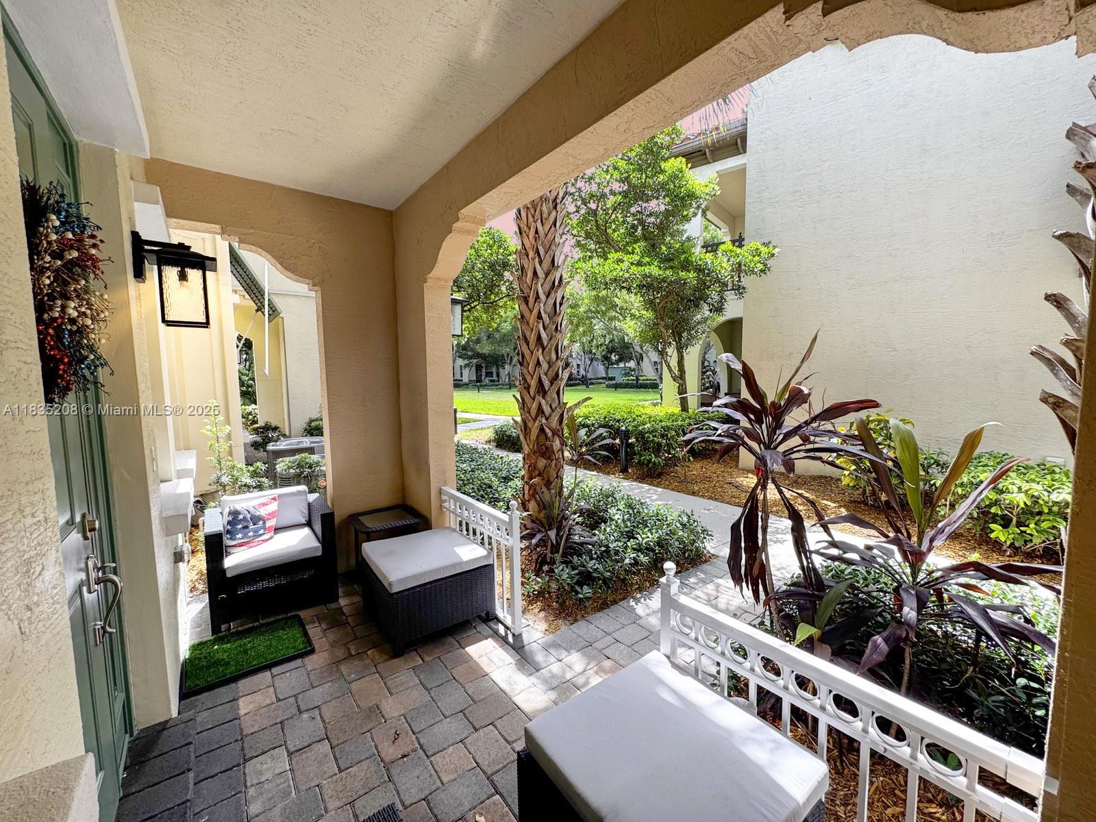 4126 Cascada Cir, Cooper City, Florida image 4