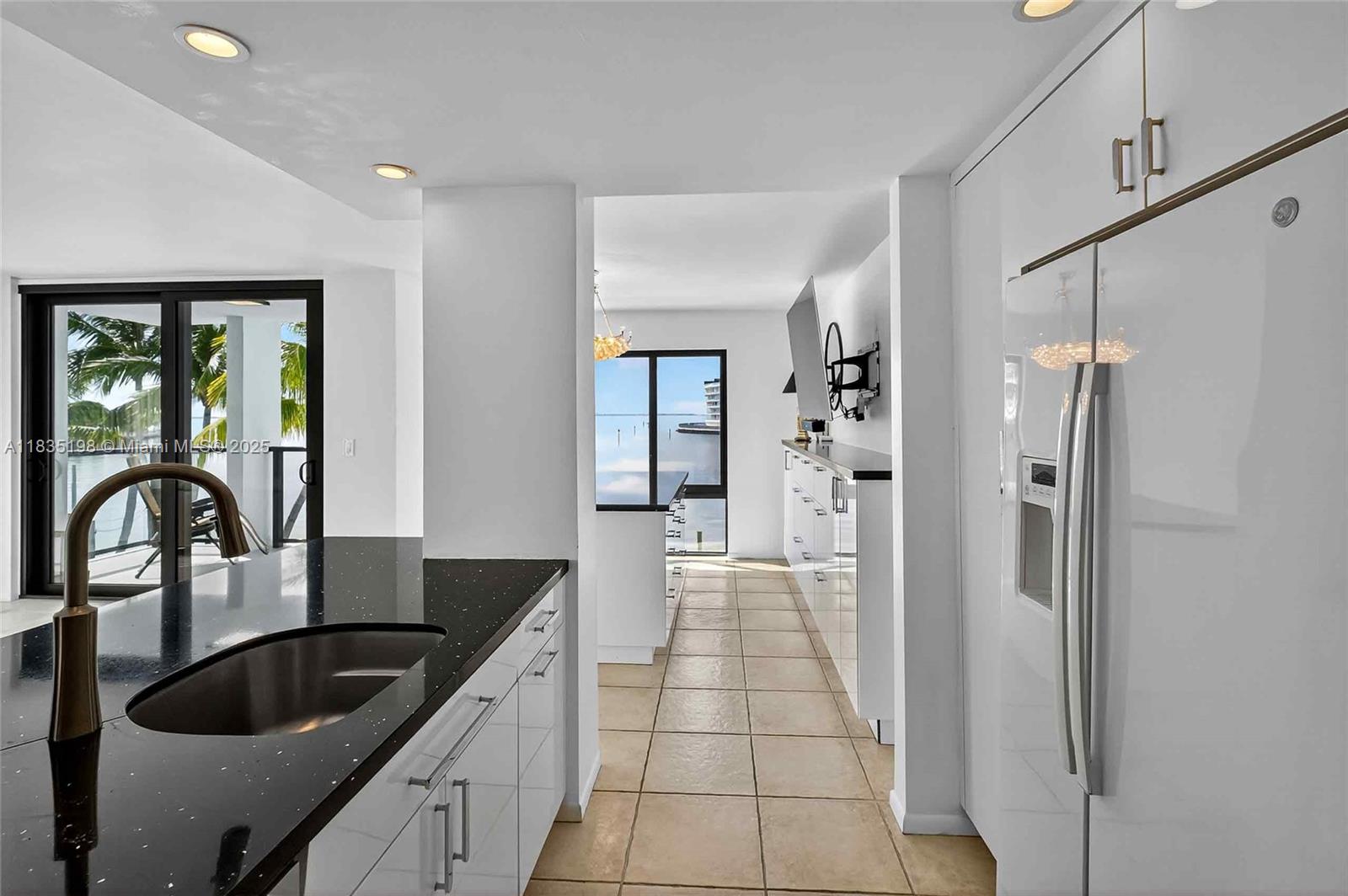 1600 S Bayshore Ln #3A, Coconut Grove, Florida image 12
