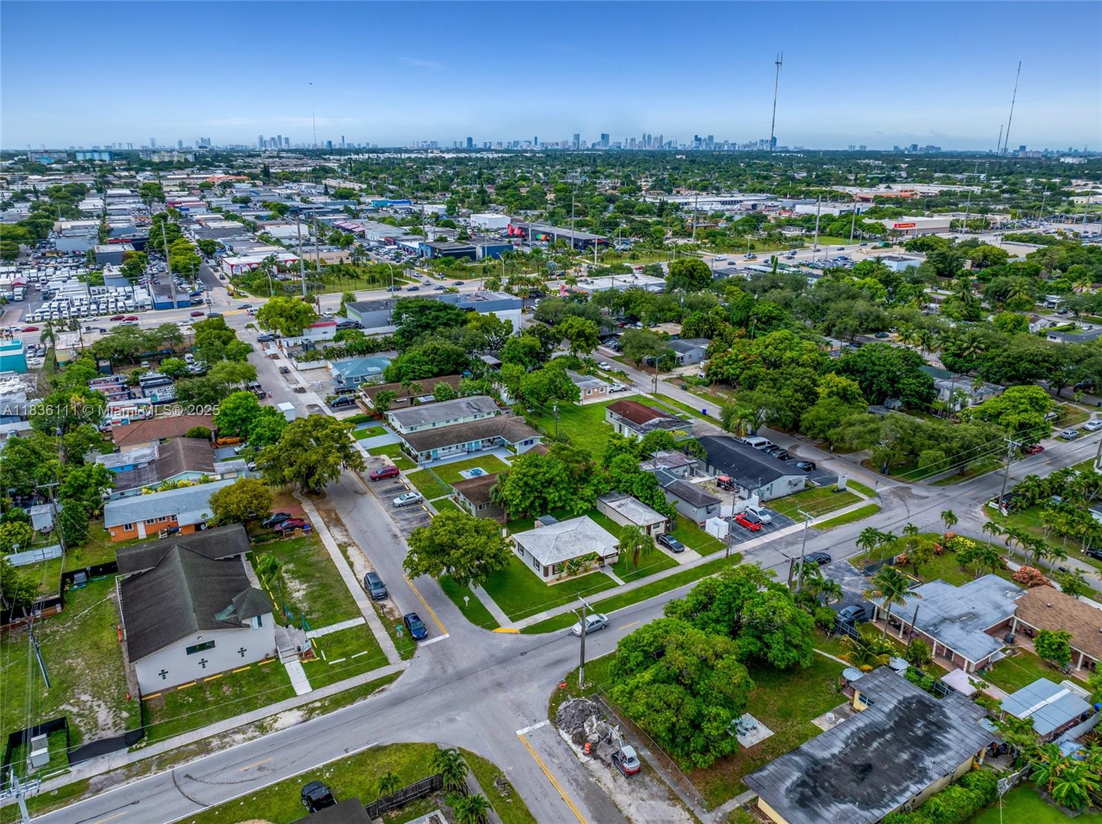 6044 Funston St, Hollywood, Florida image 16