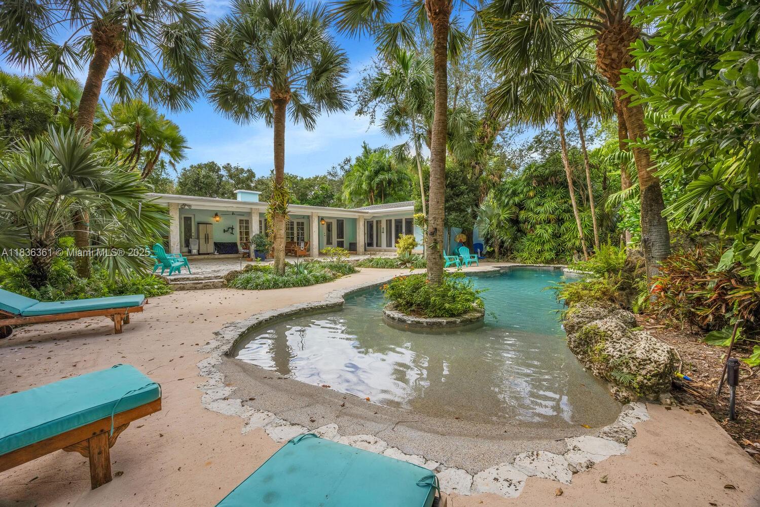 6065 SW 133rd St, Pinecrest, Florida image 6