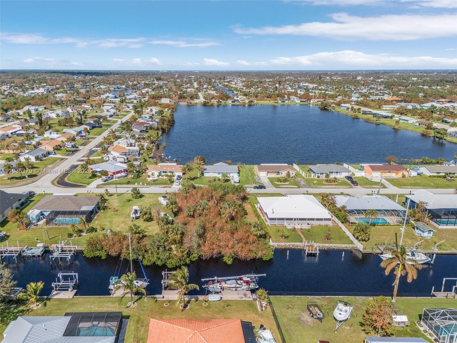 18826 Ashcroft Cir, Port Charlotte, Florida image 6