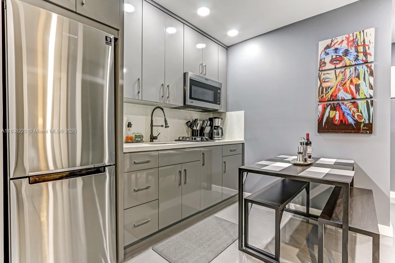 Property photo # 2
