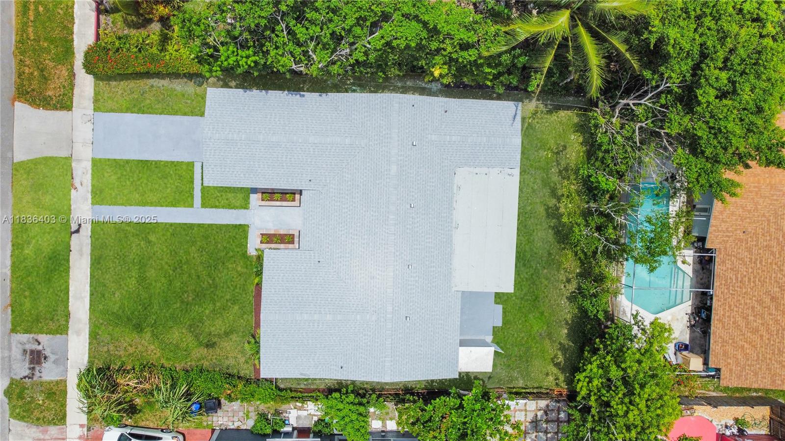 6541 SW 8th St, North Lauderdale, Florida image 28