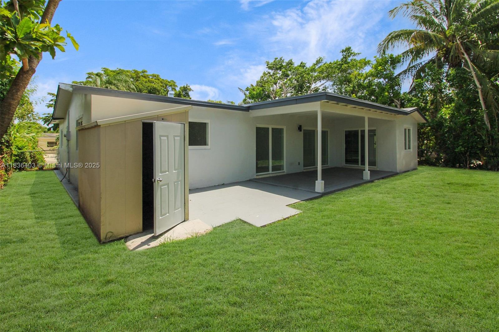 6541 SW 8th St, North Lauderdale, Florida image 34