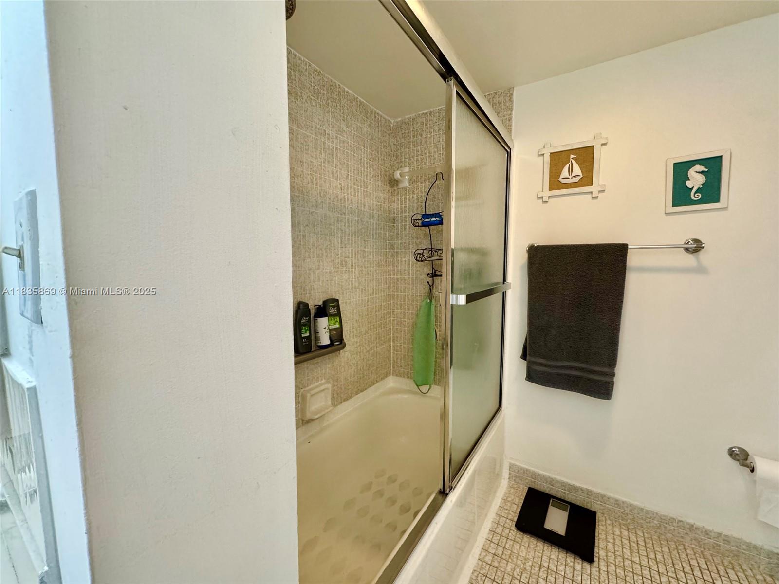 210 174th St #1215, Sunny Isles Beach, Florida image 17