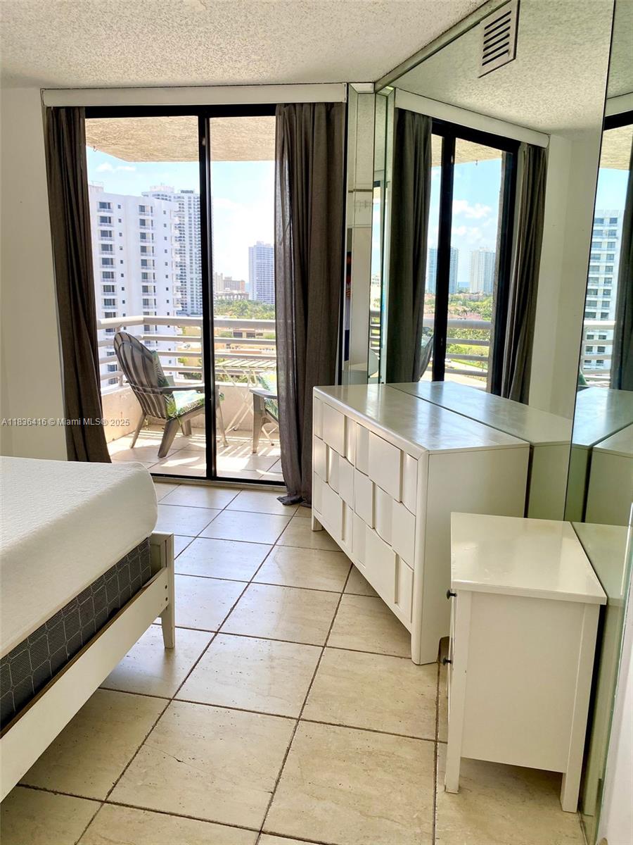3300 NE 191st St #1612, Aventura, Florida image 10