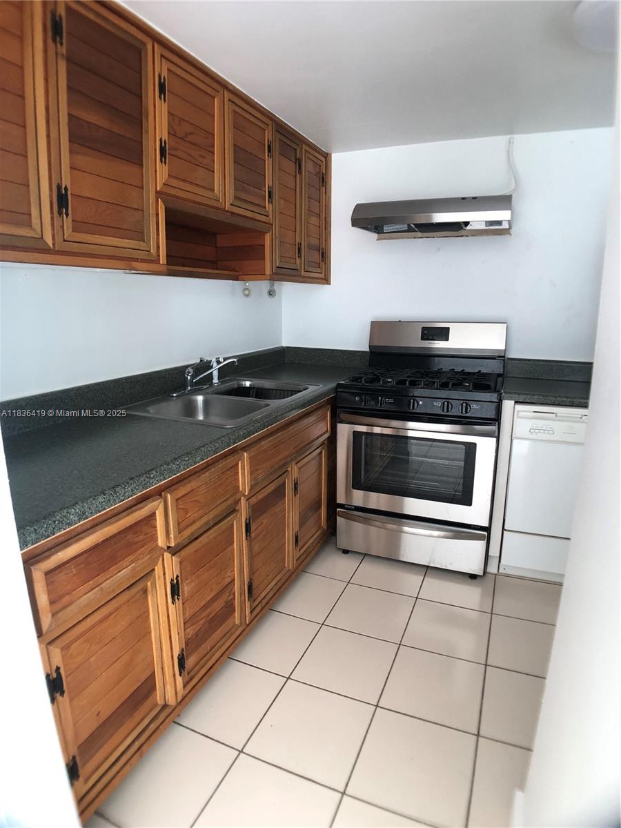 Property photo # 4